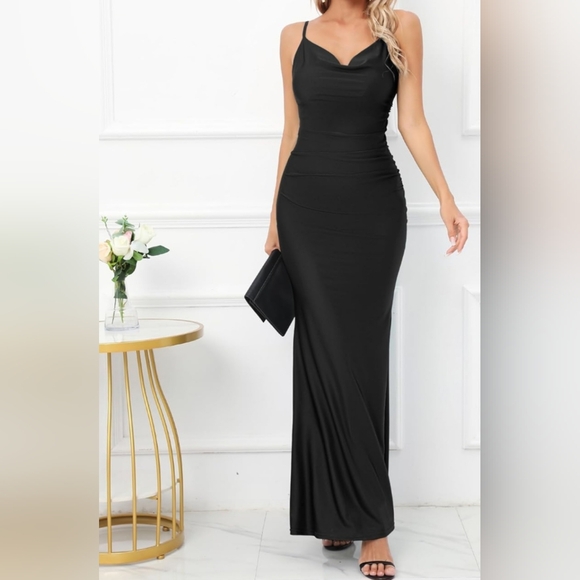 NWT 🔥Sexy🔥 Black Drape Neck Formal Maxi Dress With Back Lace Detail Size S - Picture 2 of 11